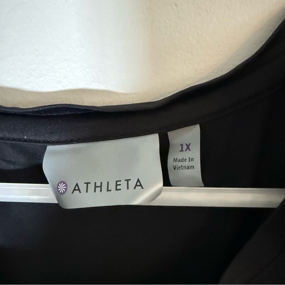 Athlete Black Tshirt Tulip Side Slits Flowy Top Nylon - Picture 2 of 5